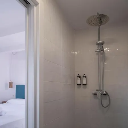 게스트하우스 Castell De Lo