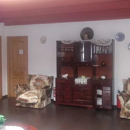 Guest house Castell De Lo